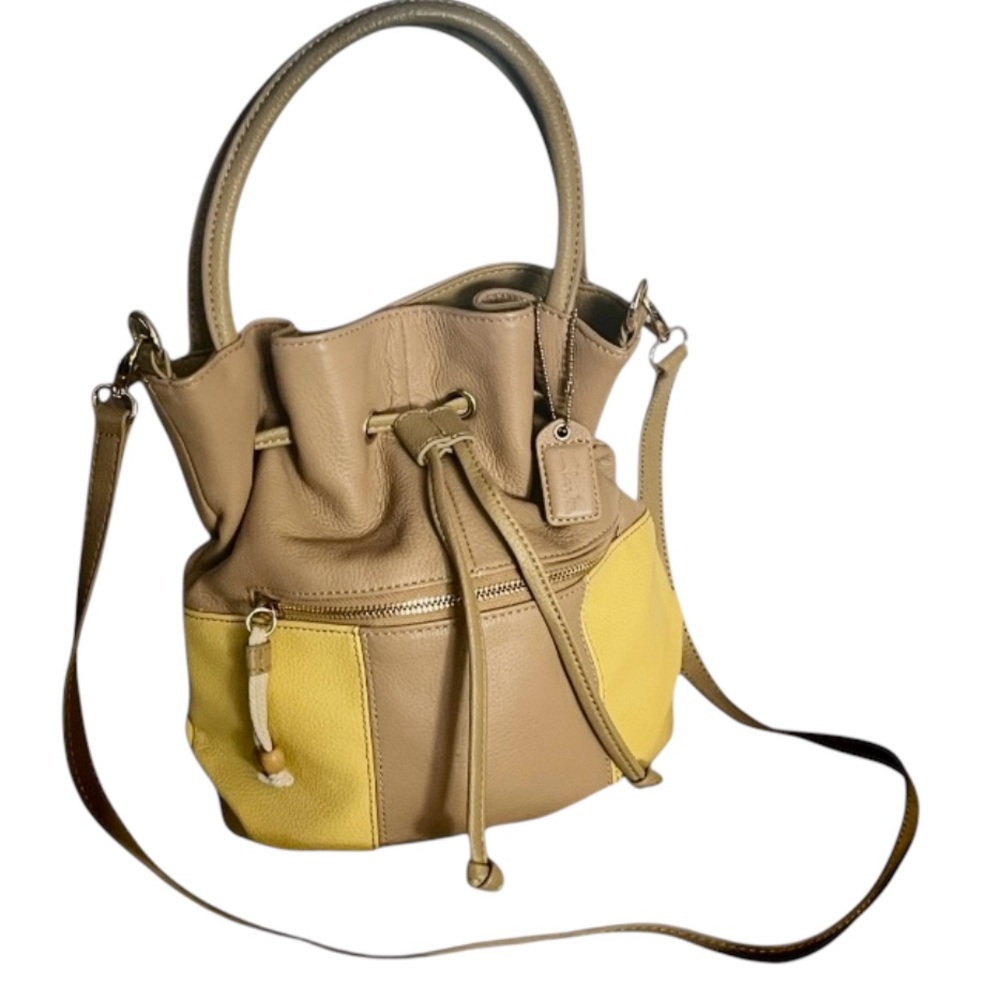 Clarks Yellow Tan Leather Colorblock Crossbody Satchel Bucket Bag Purse Like New